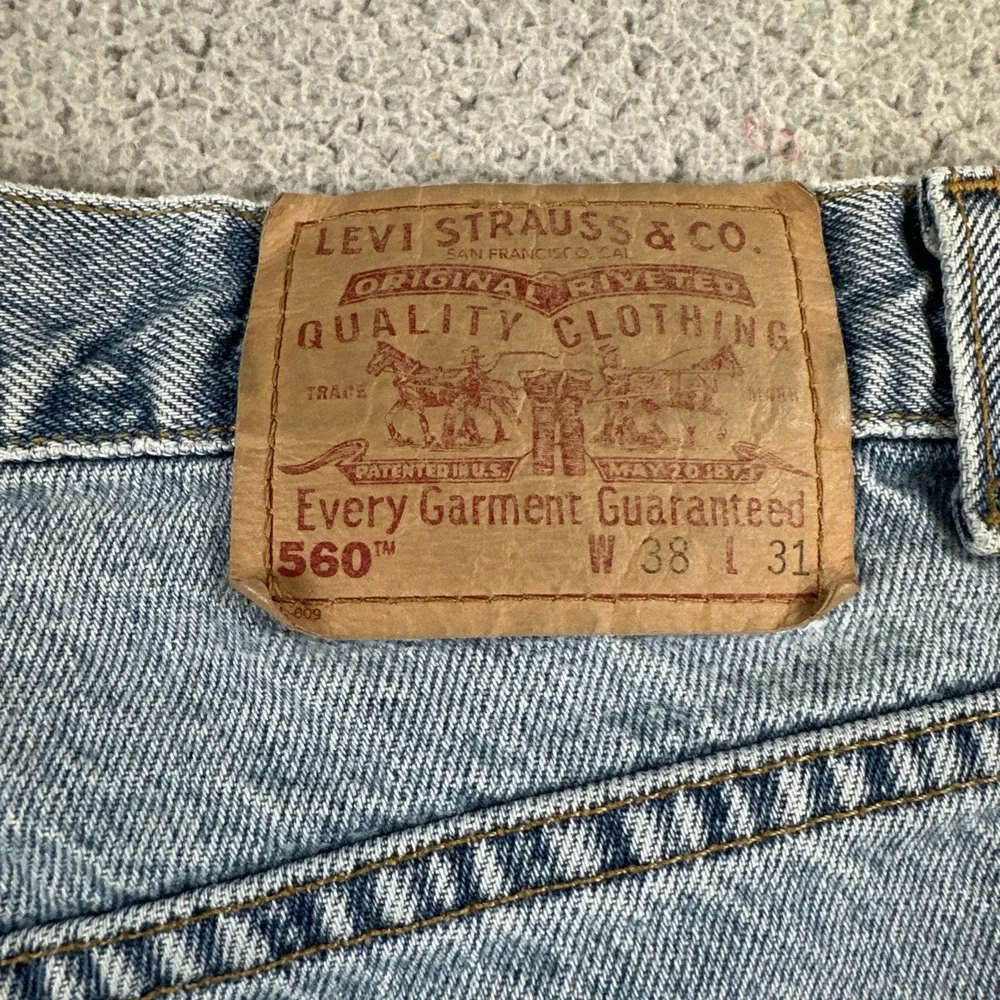 VTG Y2K Levi's 560 Loose Fit Tapered Leg Jeans Men 38x31 Blue Skater Light Wash